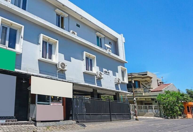 Hôtel Reddoorz Syariah At Delta Sari Aloha Waru