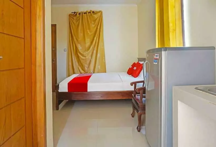 Hotelli Reddoorz Syariah At Delta Sari Aloha Waru