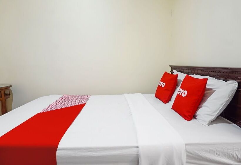 Hôtel Reddoorz Syariah At Delta Sari Aloha Waru