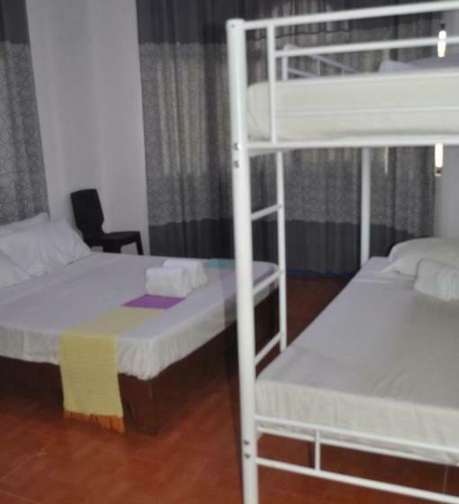 Meraki Dive Center & Resort