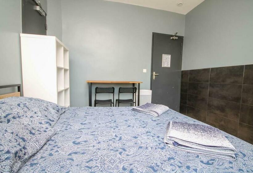 Bed and Breakfast 03  Chambre Avec Lit Double Proche Paris Et Transports Wifi