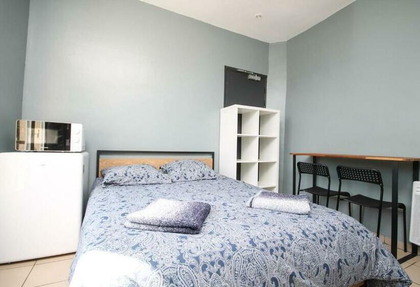 Bed and Breakfast 03  Chambre Avec Lit Double Proche Paris Et Transports Wifi