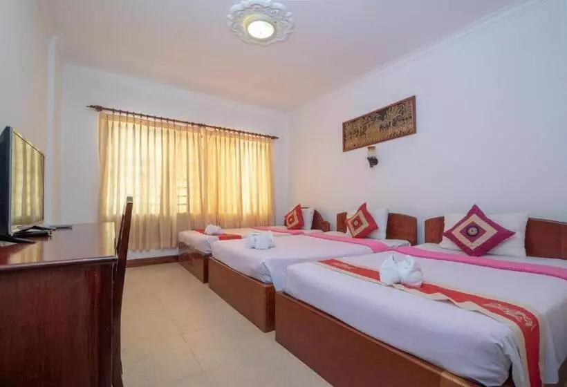 Hotelli Angkor Indian