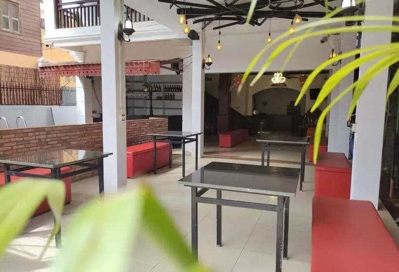 Hotelli Angkor Indian