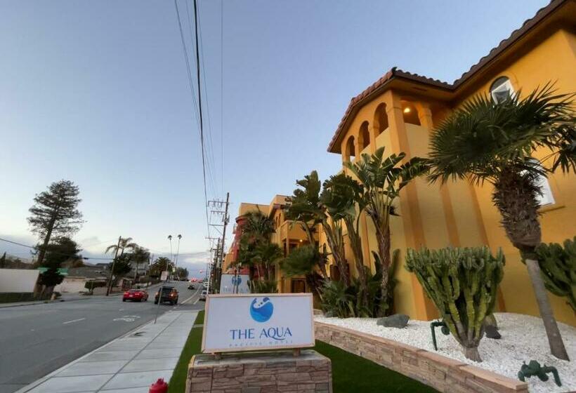 בית מלון כפרי The Aqua Pacific