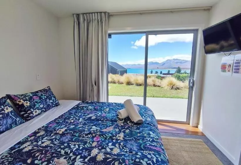 ペンション Antair Lakeview Lodge