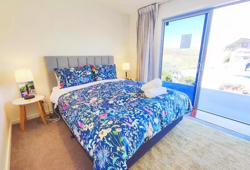 ペンション Antair Lakeview Lodge