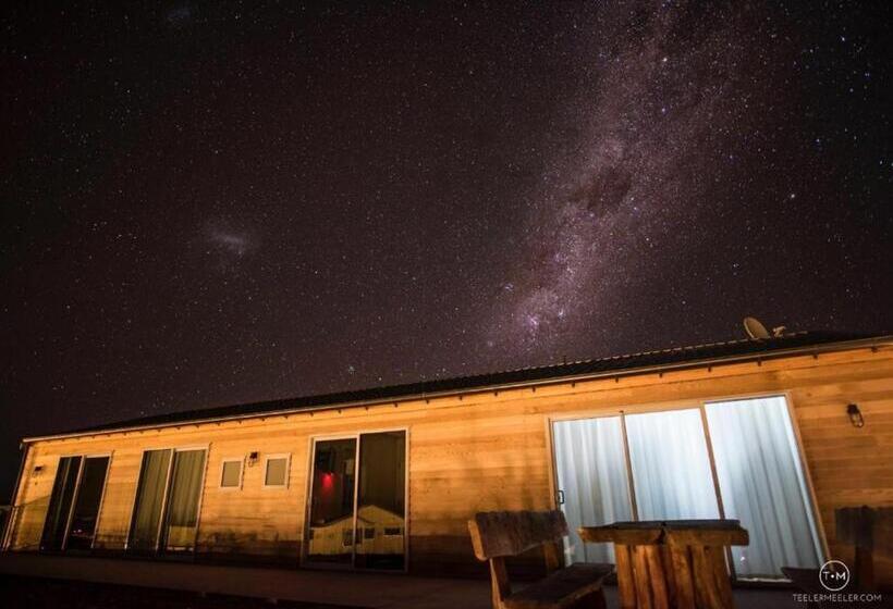 بنسيون Antair Lakeview Lodge