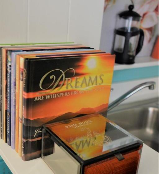 פנסיון Enchanted Escape