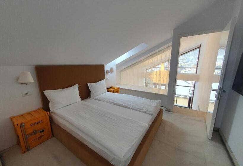 Apart Hotel Vlad Tepes