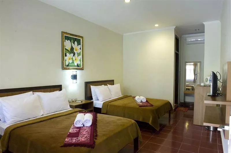 هتل Catur Adi Putra