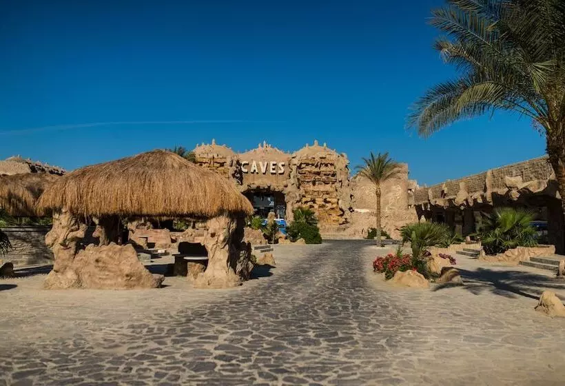 هتل Caves Beach Resort Adults Only