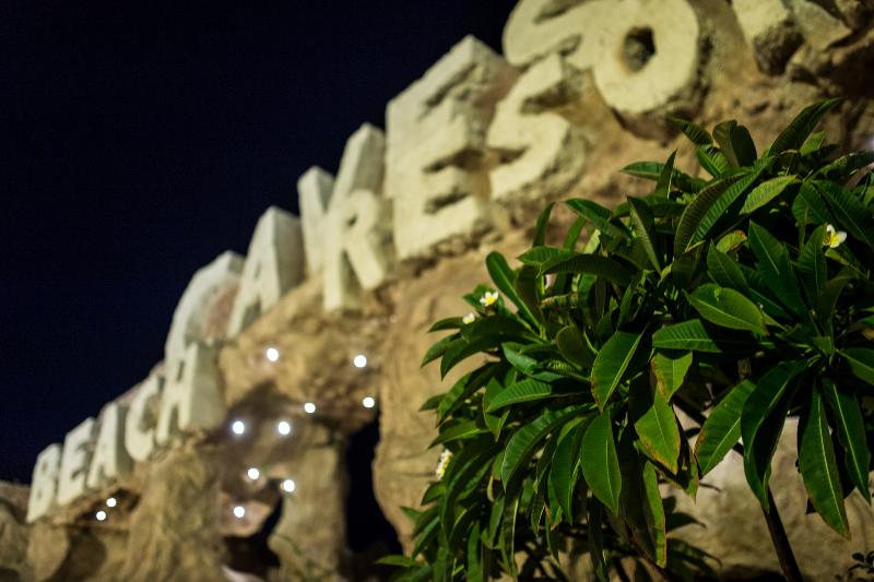 هتل Caves Beach Resort Adults Only