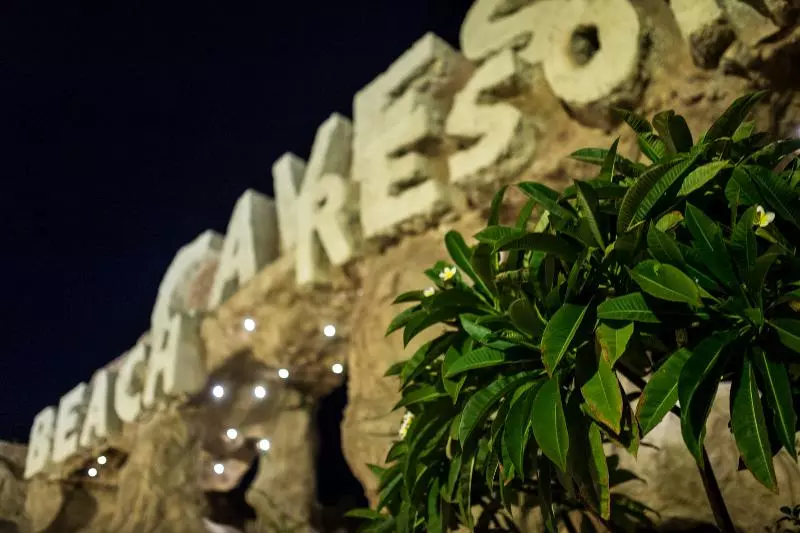 هتل Caves Beach Resort Adults Only