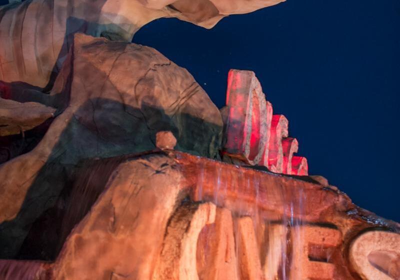 هتل Caves Beach Resort Adults Only