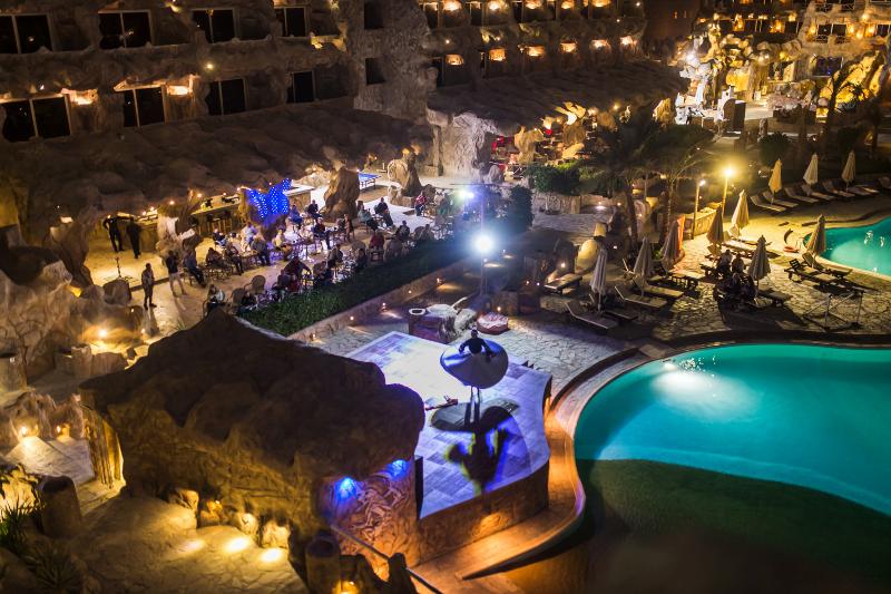 هتل Caves Beach Resort Adults Only