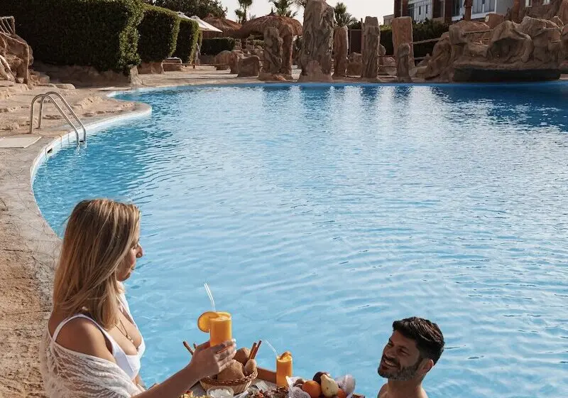 هتل Caves Beach Resort Adults Only