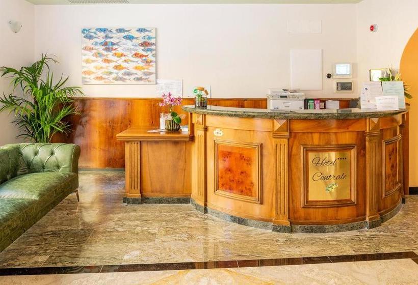 فندق Centrale