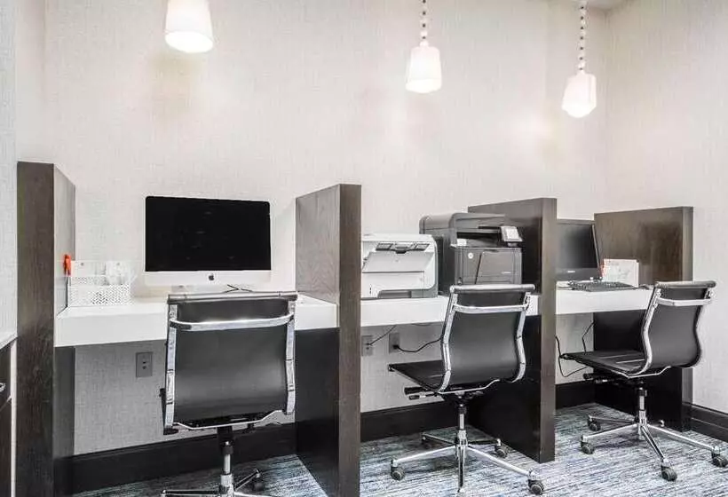 هتل Embassy Suites Louisville Downtown