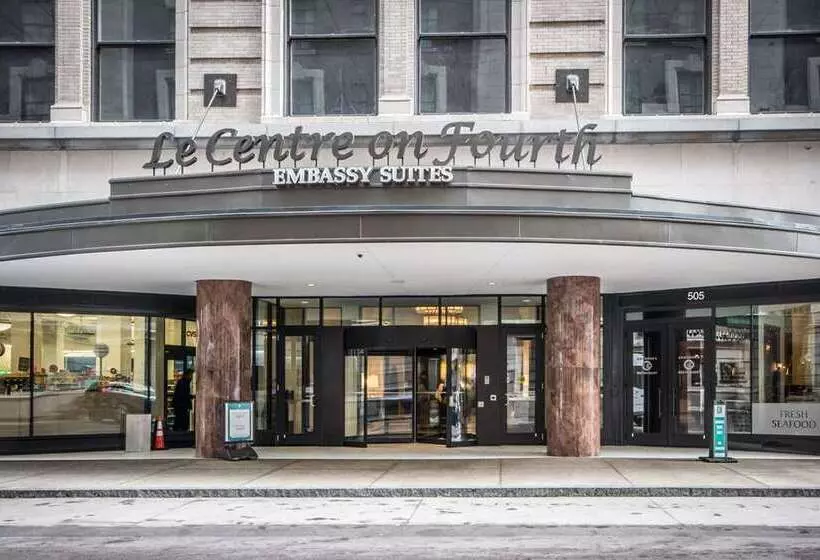 هتل Embassy Suites Louisville Downtown