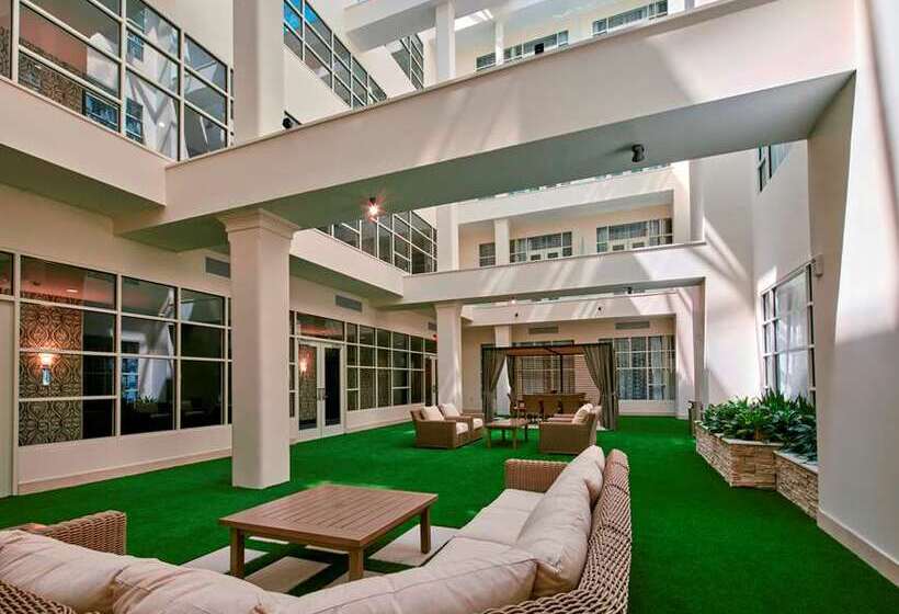 בית מלון כפרי Embassy Suites Louisville Downtown