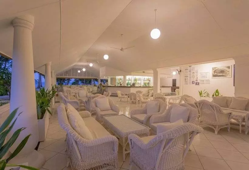 هتل Equator Village Resort