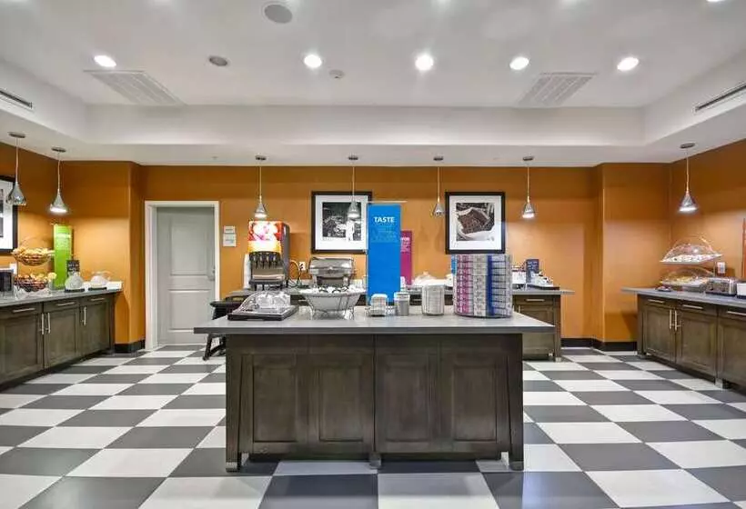 酒店 Hampton Inn Kenedy