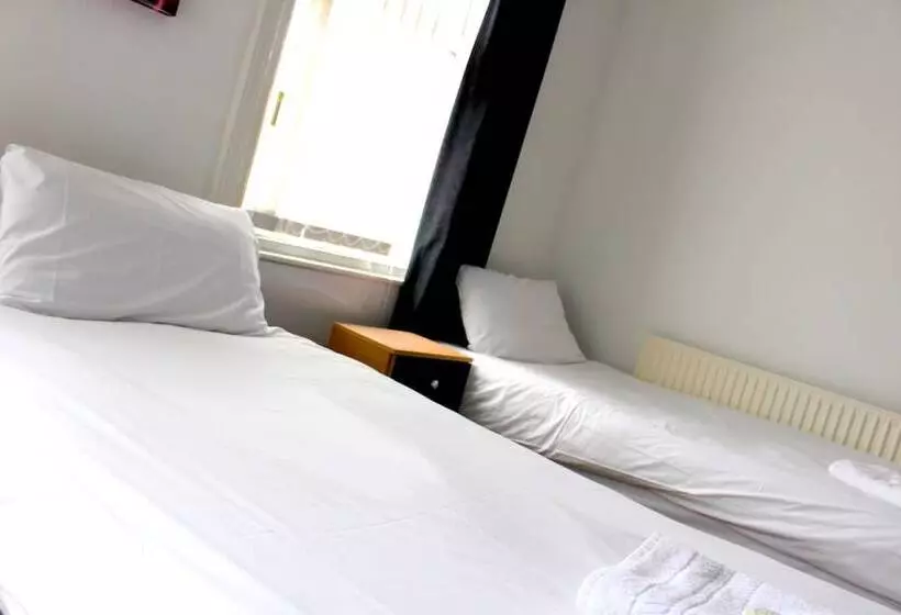 Henson Hotel Pleasure Beach