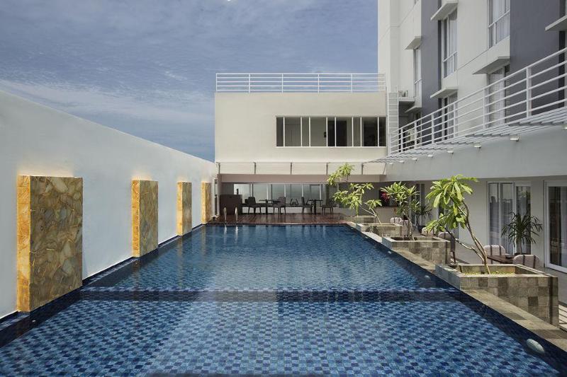 בית מלון כפרי Howard Johnson By Wyndham Pekalongan