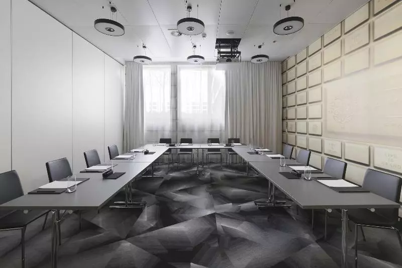 هتل Kameha Grand Zurich, Autograph Collection