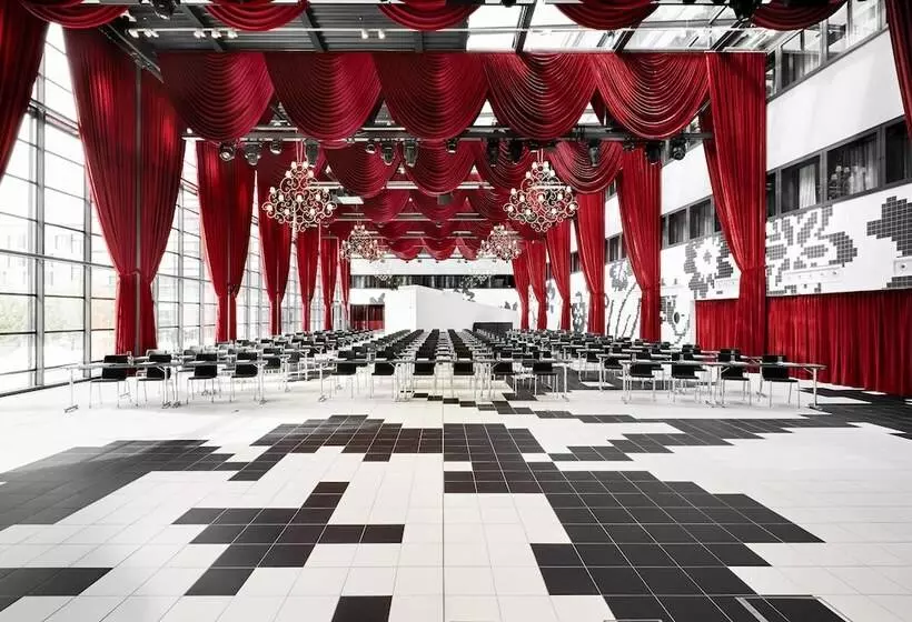 هتل Kameha Grand Zurich, Autograph Collection