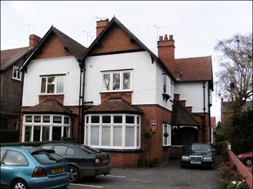 Отель Lavender Lodge