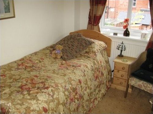 Отель Lavender Lodge