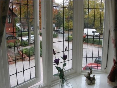 Отель Lavender Lodge