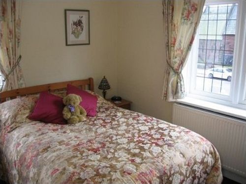 Отель Lavender Lodge