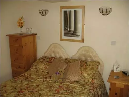 Отель Lavender Lodge