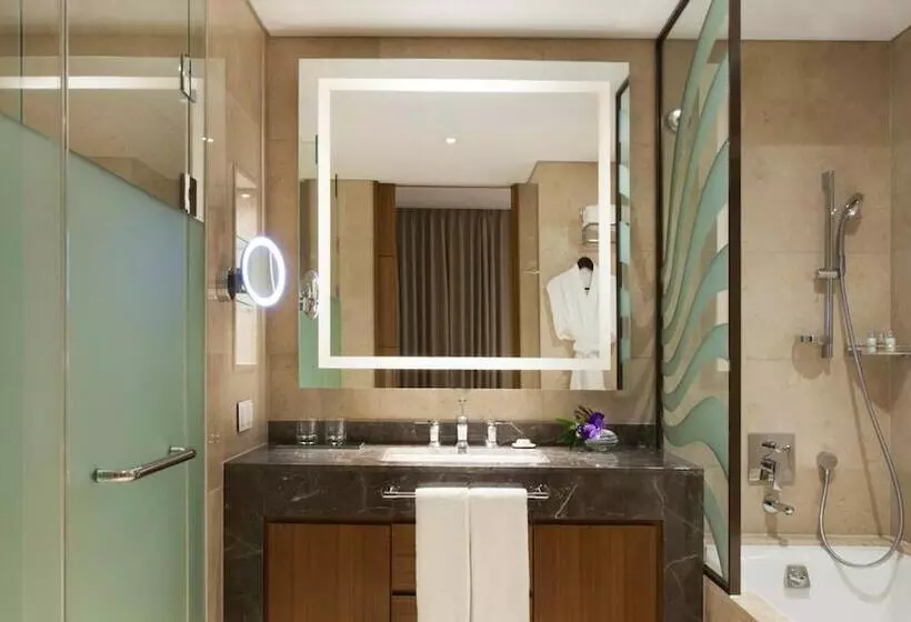 Lotte City Hotel Jeju