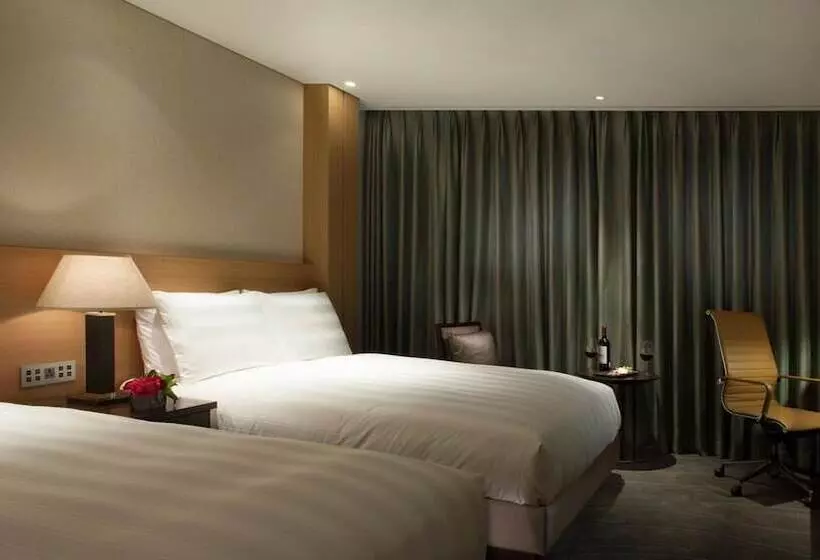 Lotte City Hotel Jeju