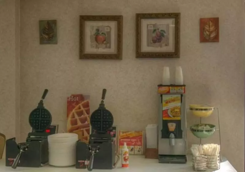 Отель M Mount Pocono