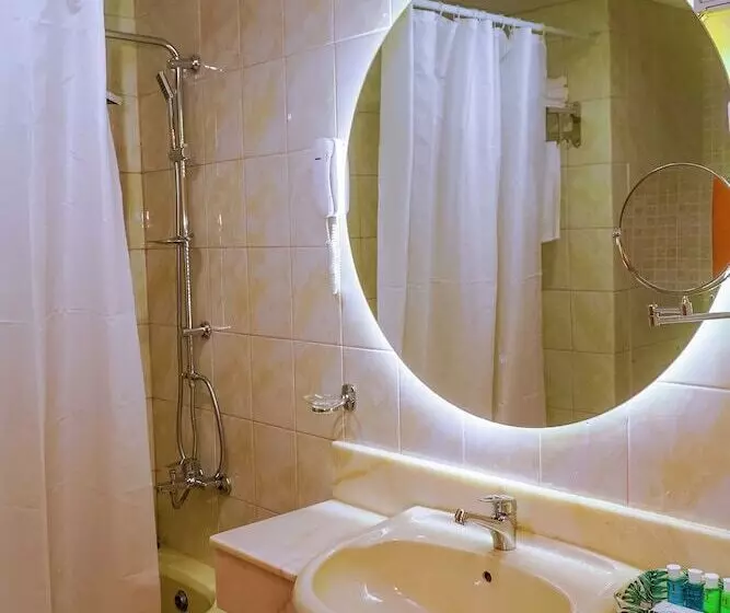 Отель Manama Tower