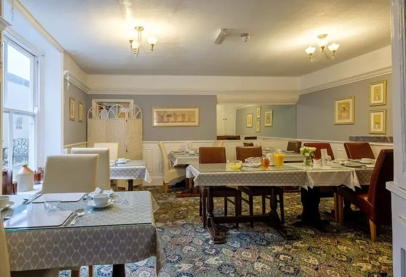 בית מלון כפרי Newport Quay