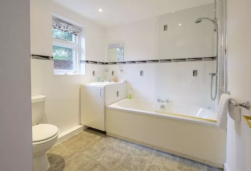 בית מלון כפרי Newport Quay