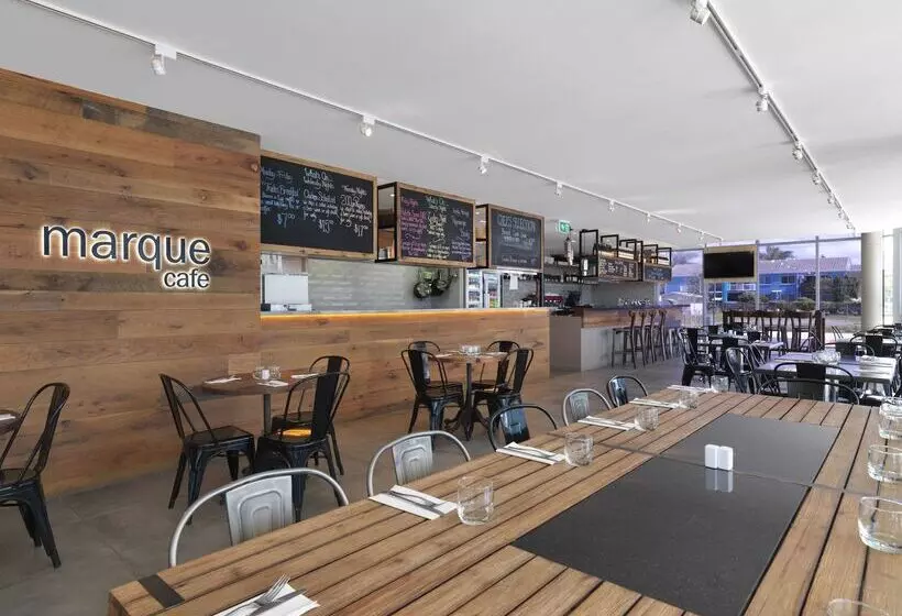 هتل Oaks Mackay Rivermarque