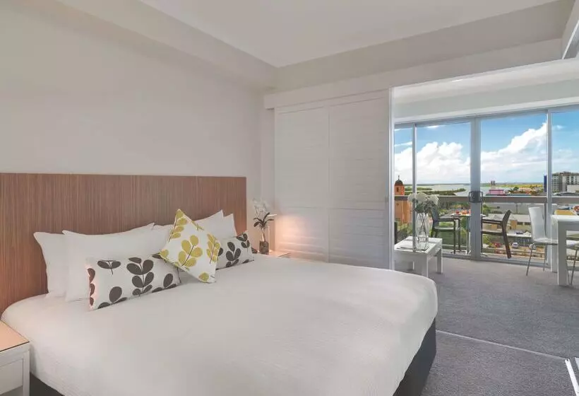 هتل Oaks Mackay Rivermarque