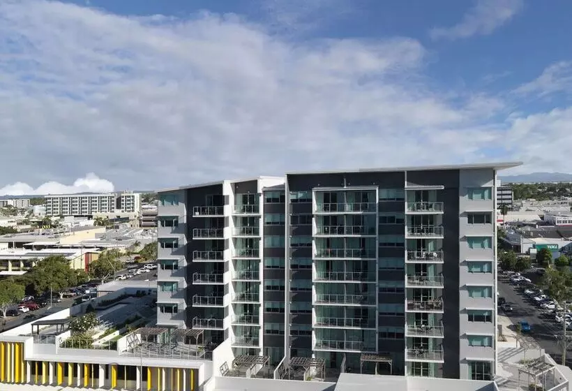 هتل Oaks Mackay Rivermarque