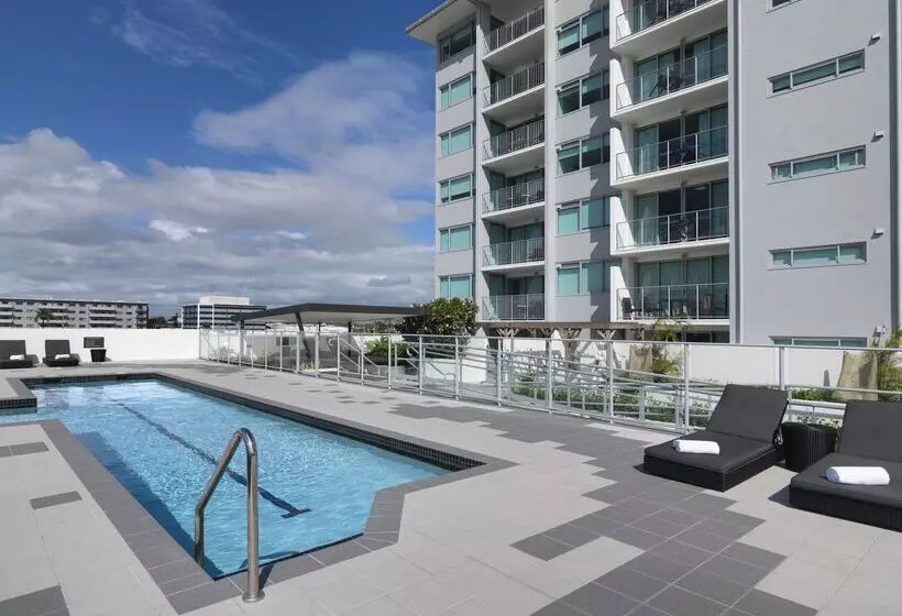 هتل Oaks Mackay Rivermarque