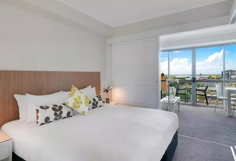 هتل Oaks Mackay Rivermarque