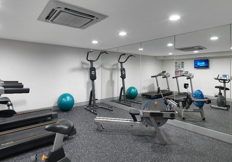 فندق Oaks Mackay Rivermarque