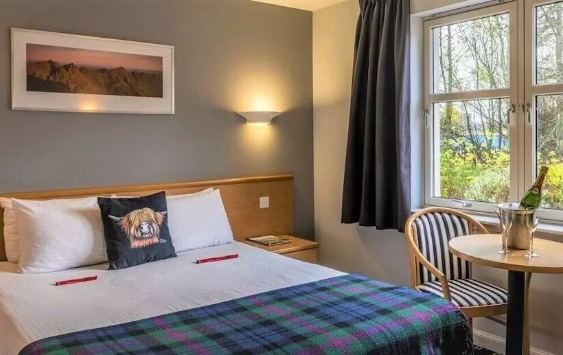 Pinehurst Lodge Hotel   Aberdeen