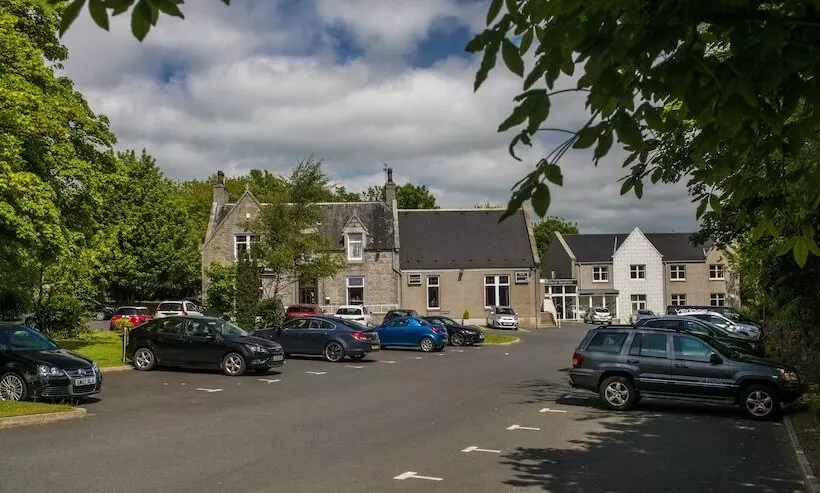 Pinehurst Lodge Hotel   Aberdeen